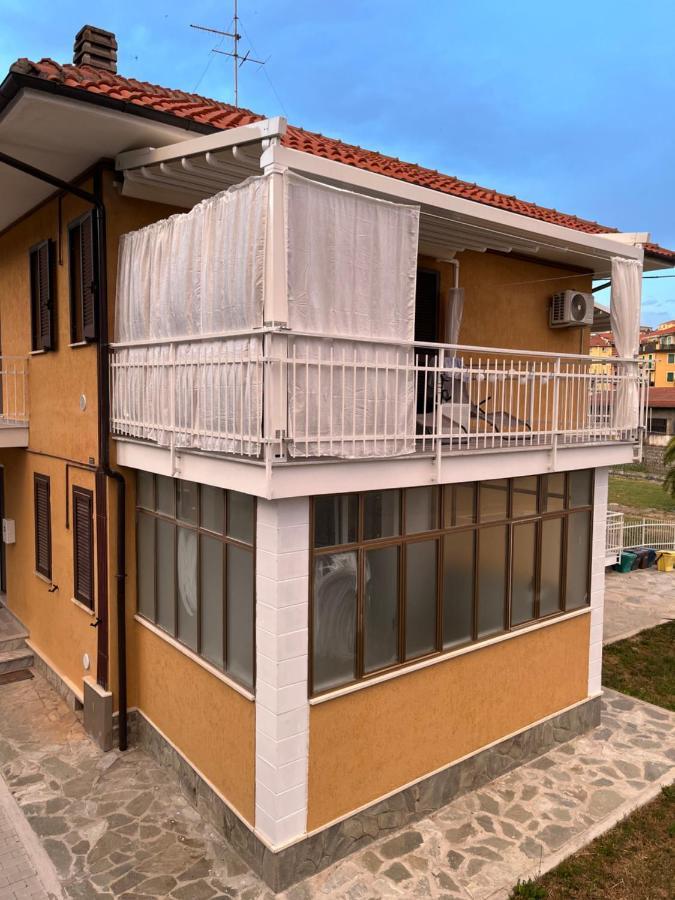 Il Gattino Di Porto - Apt 1 - Monolocale Veranda Piscina إمبيريا المظهر الخارجي الصورة