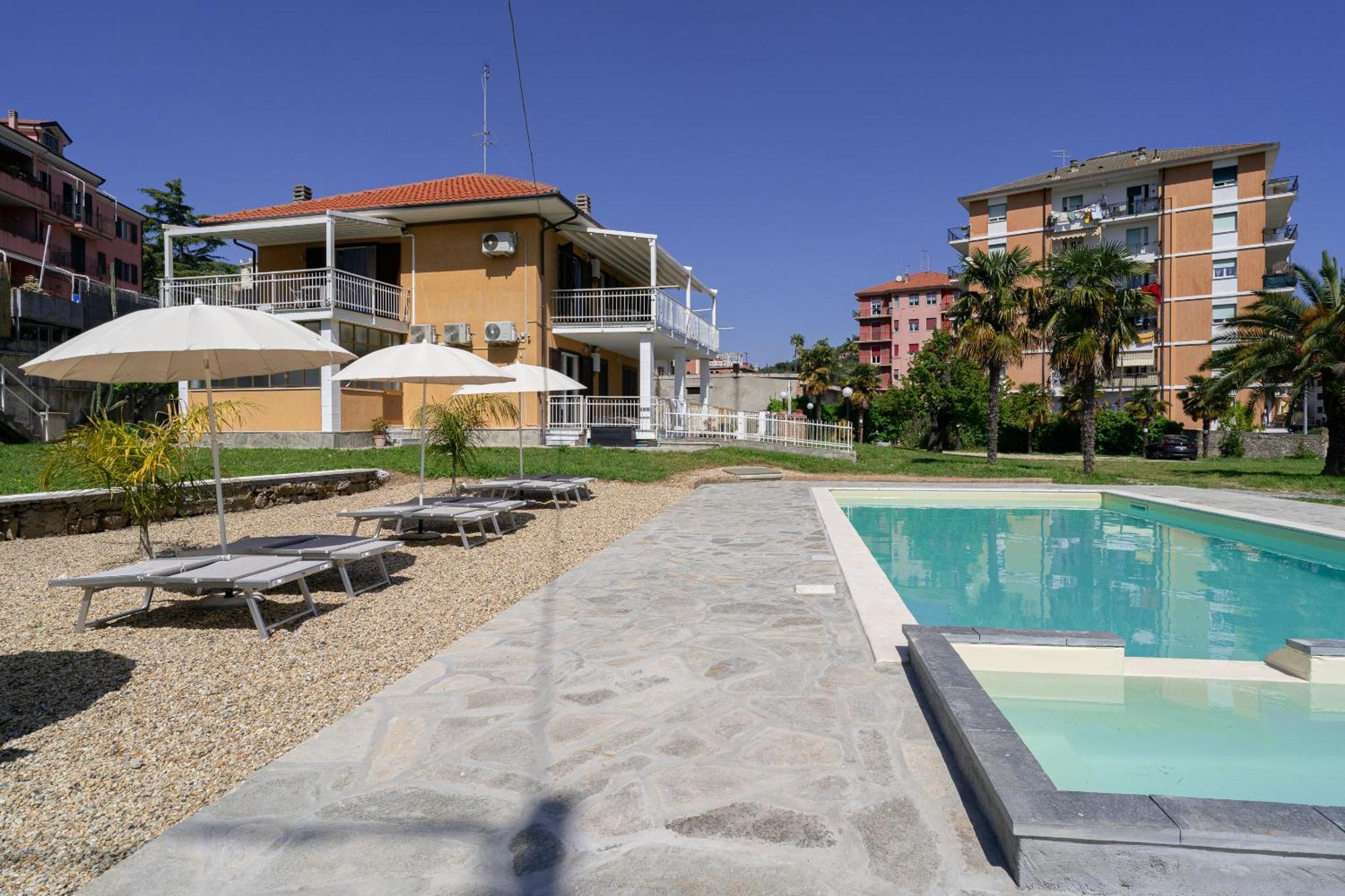 Il Gattino Di Porto - Apt 1 - Monolocale Veranda Piscina إمبيريا المظهر الخارجي الصورة